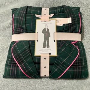 Victoria's Secret Dark Green and Pink Plaid Pajama Set